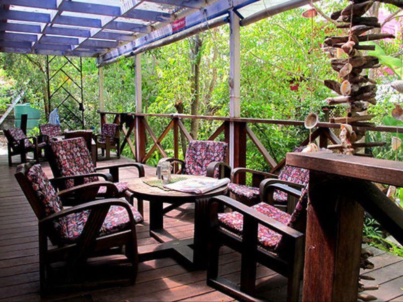 Albergue Dolphins Backpackers Sunshine Beach Exterior foto