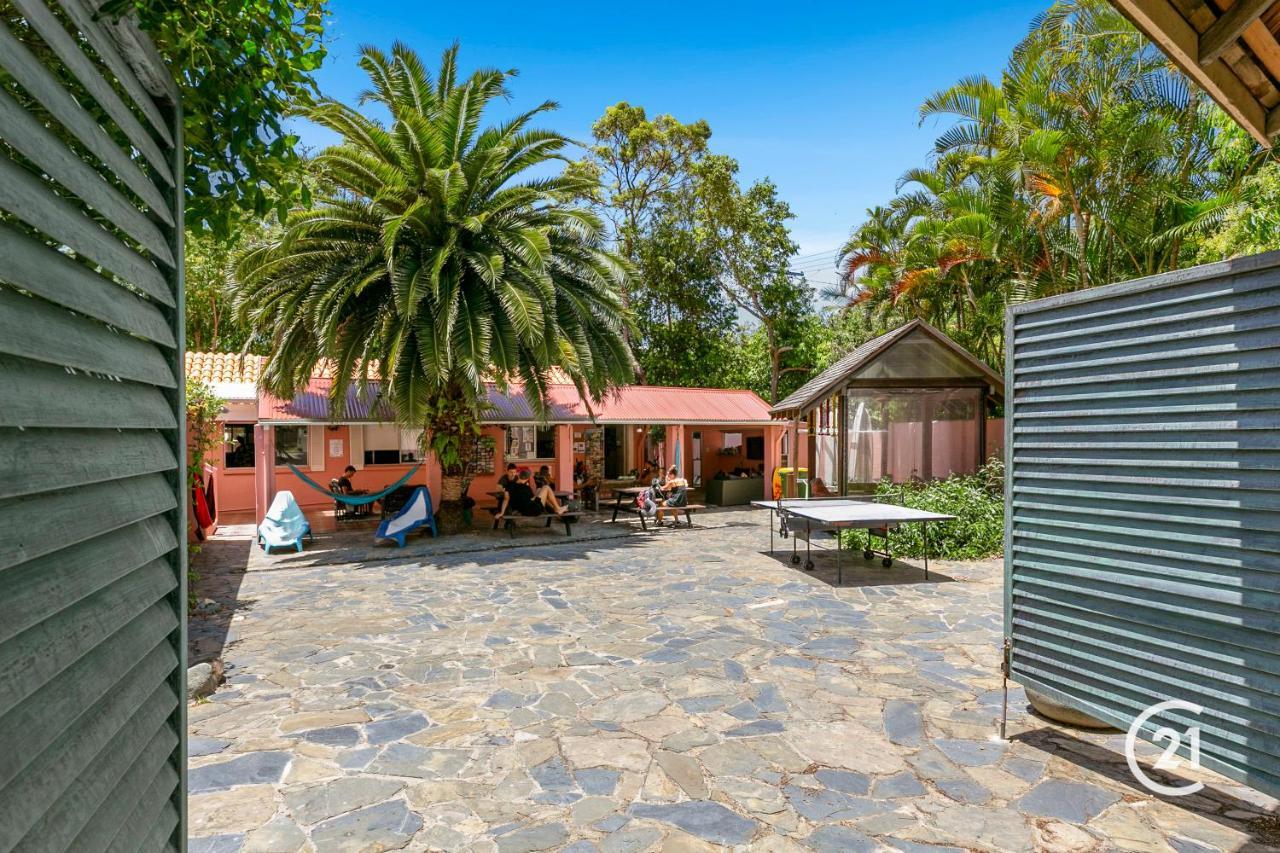 Albergue Dolphins Backpackers Sunshine Beach Exterior foto